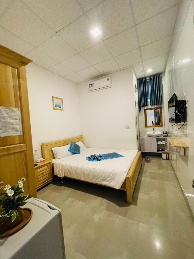 Shark Hostel هوي المظهر الخارجي الصورة